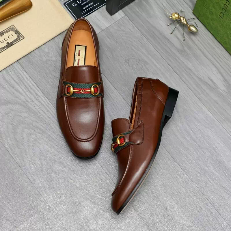 gucci oxfords chaussures pour homme s_12261a43